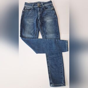 Gemma Rae Blue Denim Jeans With Jewels And Dreamcatcher Embroidery - 3/26